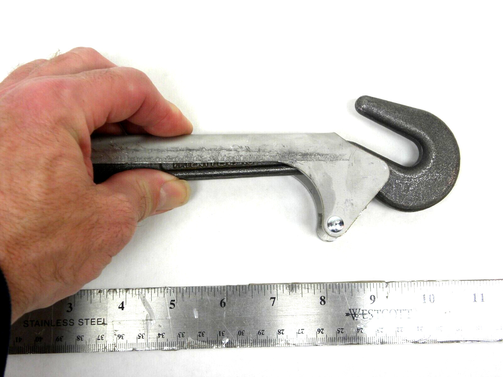 Crosby Quick connect safety hook 11.5″ 2000 WLL Long handle release 1/2″ hook HR