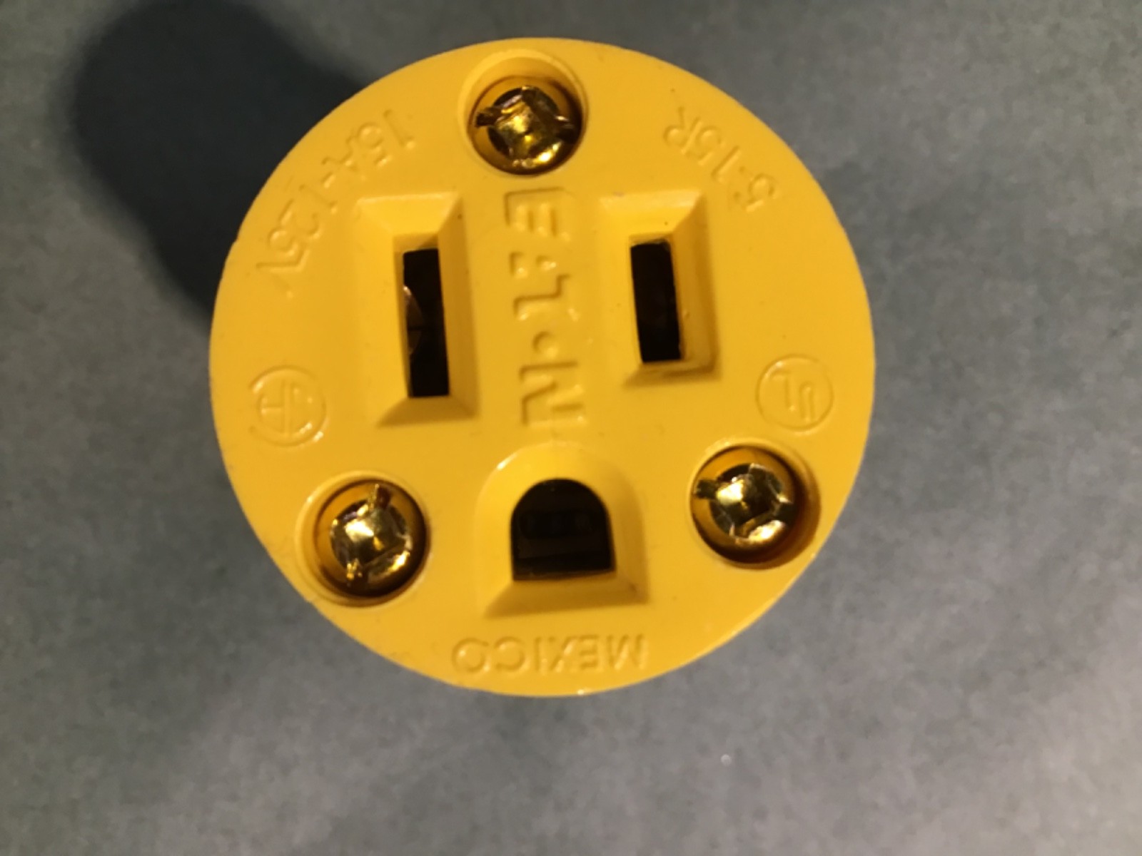 EATON 4887-BOX STRAIGHT BLADE CONNECTOR (SETOF 20) 15 AMP 125 VOLT. NEW