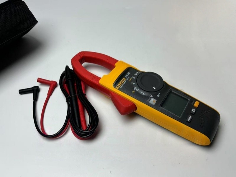 1PC Fluke 374 FC Fluke 374FC 600A ACDC TRMS Wireless Clamp Meter New