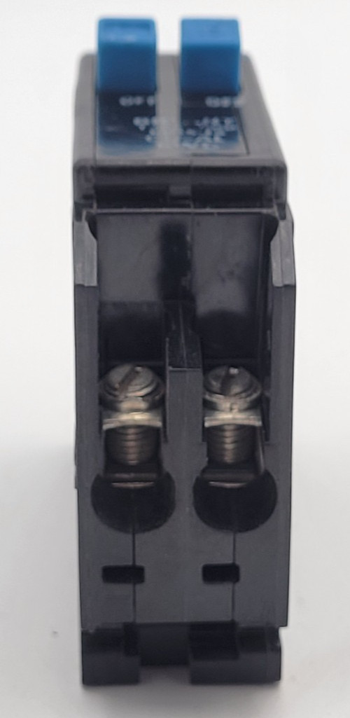 Bryant BD1515 15 Amp 1-Pole 120 V Plug-On Twin Tandem Circuit Breaker USED
