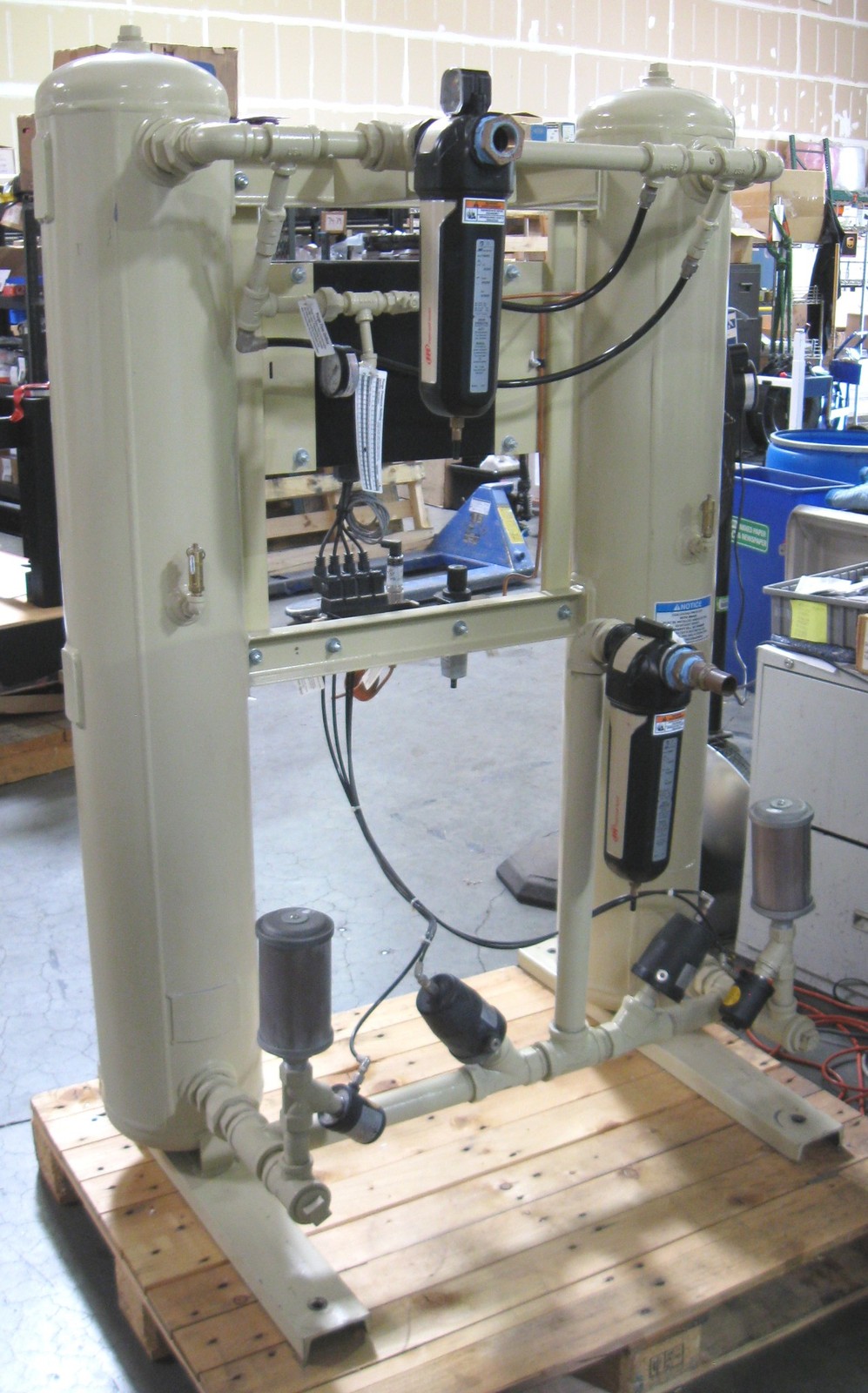 C200062 IR Ingersoll-Rand HLA1601HE0AA Heatless Desiccant Compressed Air Dryer