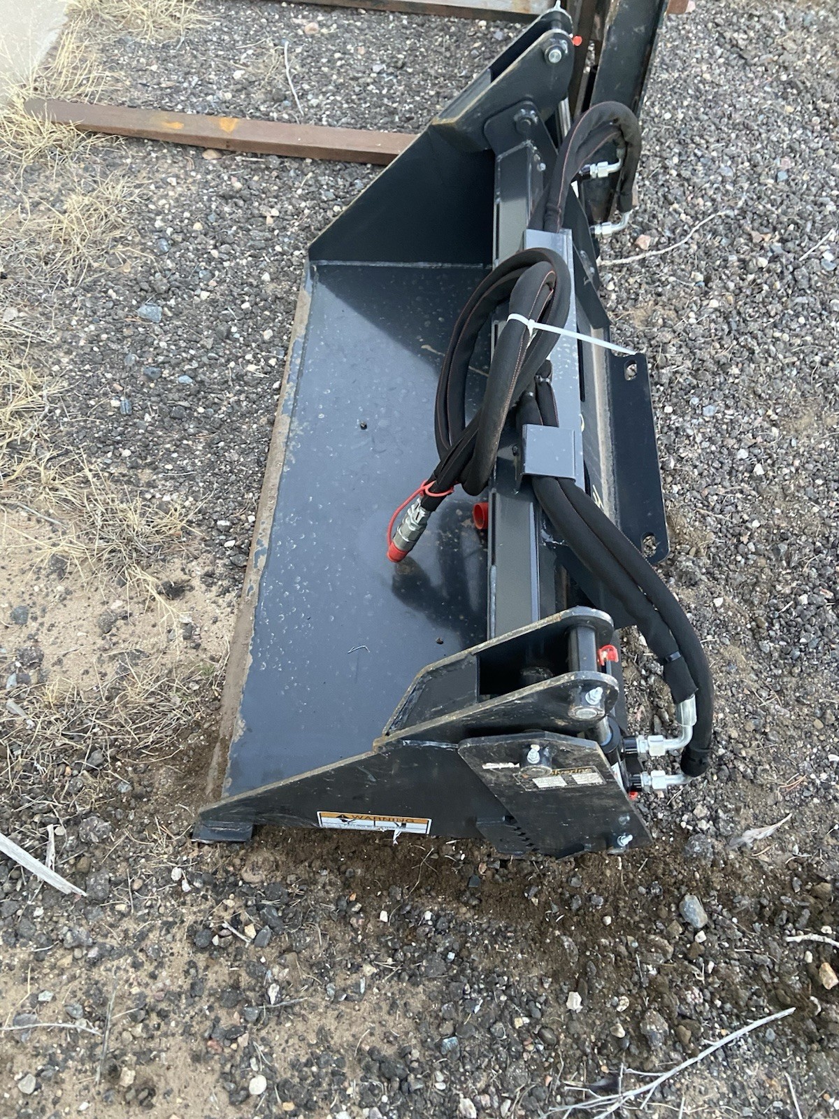 48″ Ditch Witch Boxer Combo New Mini Bucket 4 in 1 Landhonor Skid Steer Loader