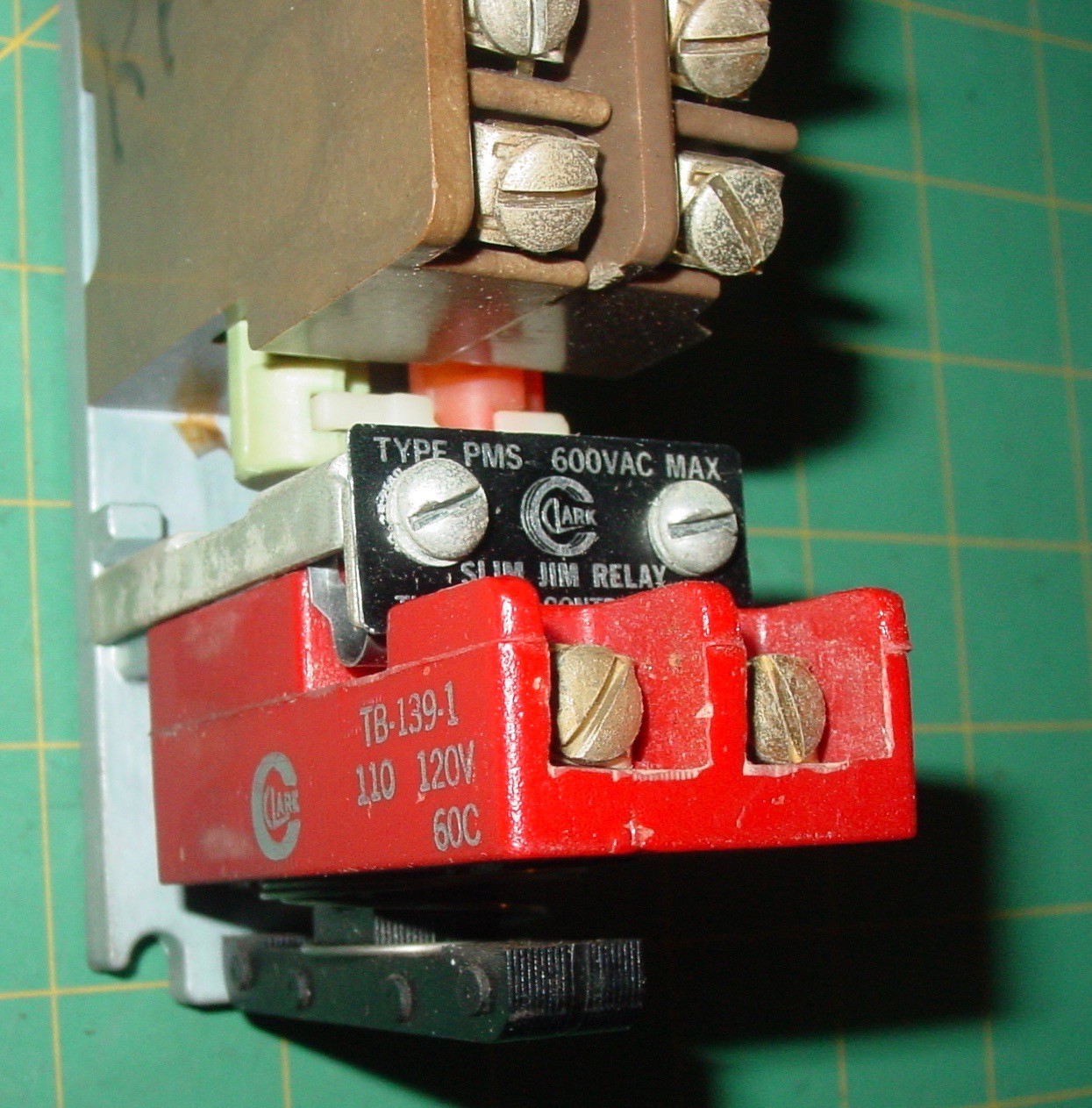 Clark Control 7305 TYPE PMS SLIM JIM RELAY TB-139-1 Untested Spare Parts Supply