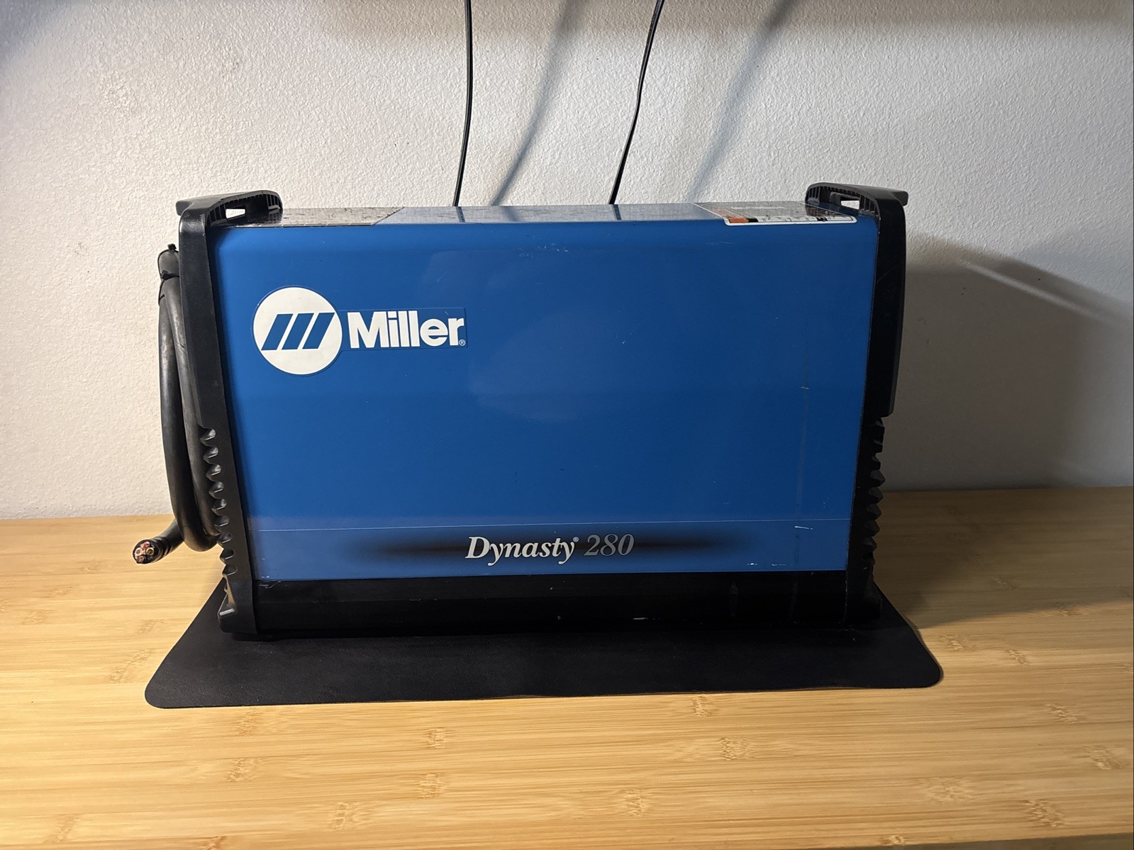 Miller Dynasty 280 AC/DC TIG & Stick Welder Welding Machine 907537002