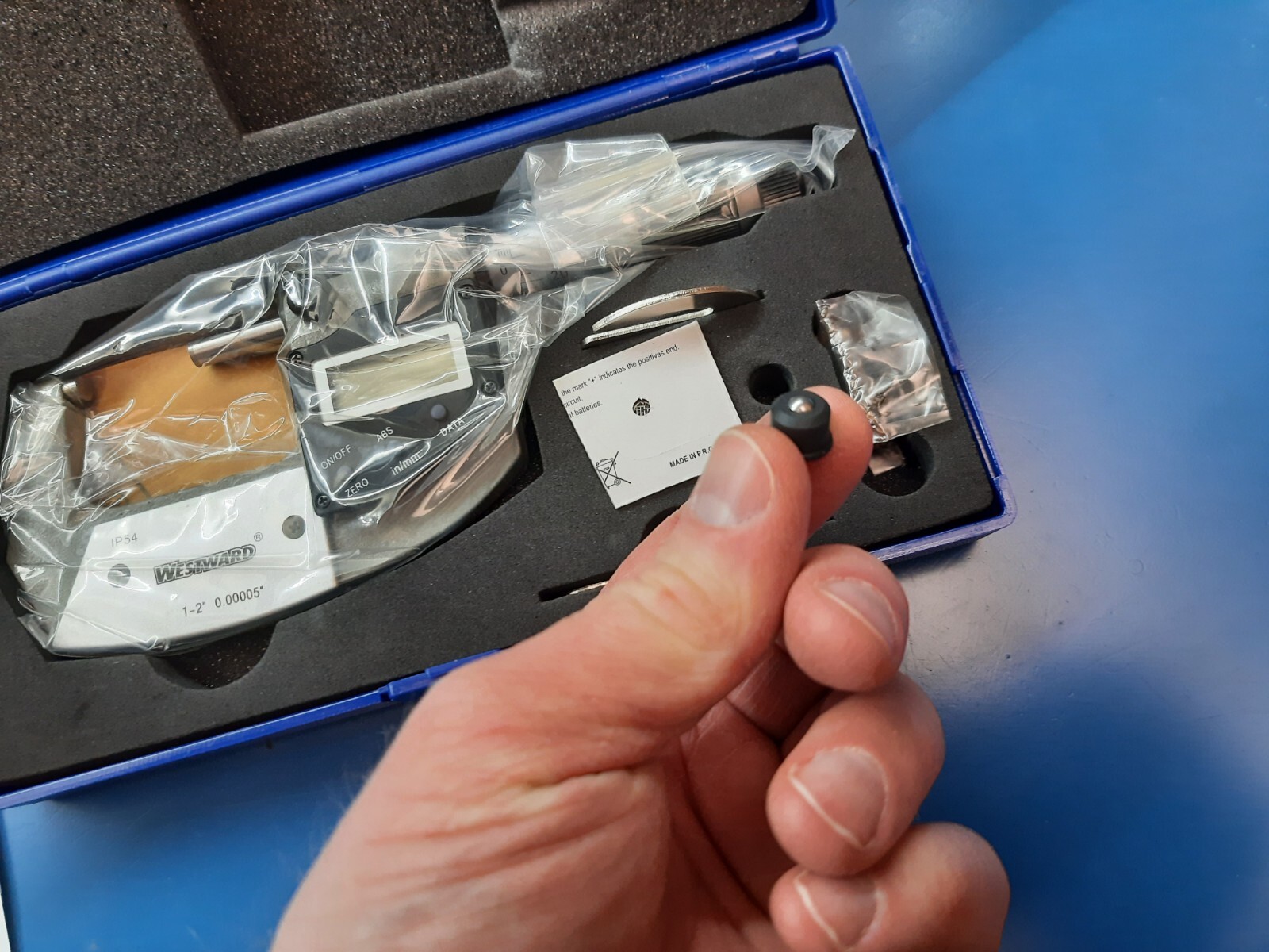 Grainger Westward Digital Outside Micrometer 1-2″ .00005″ IP54 Ratcheting NEW
