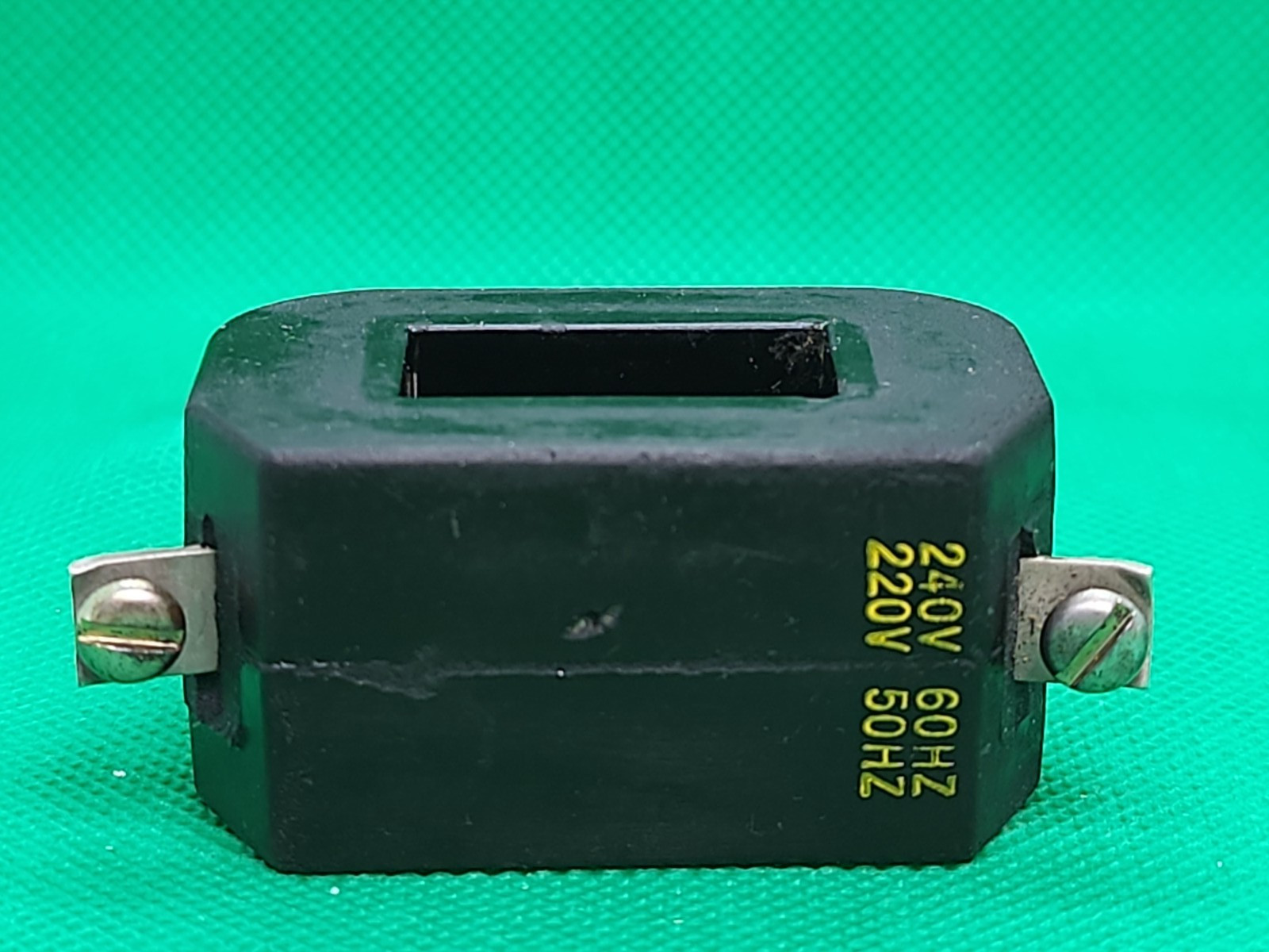 SQUARE D 1861-S1-R33A 240V 60HZ 220V 50HZ MAGNET COIL [2NS1]