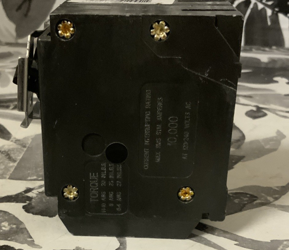 ➿ EATON 15/30 Amp Quad Circuit Breaker -BQC Type BR, Common Trip, UL Listed
