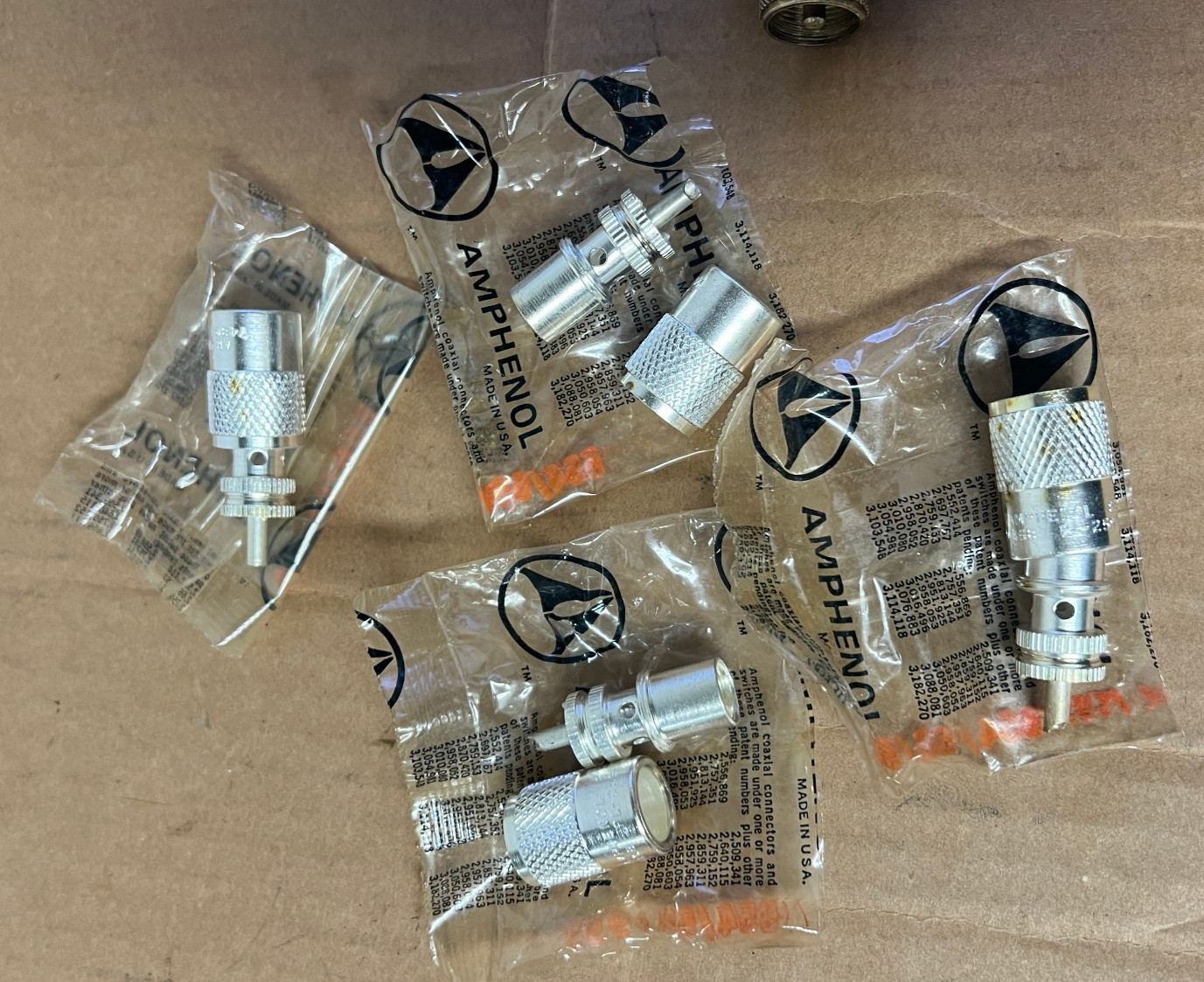 5 Amphenol PL 259 Connectors m 358 Tee connector w male adapter