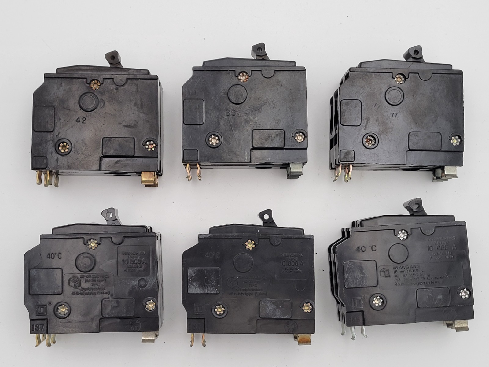 Square D QO260 60 A 2-Pole Plug-On 120/240V Circuit Breaker Type QO USED