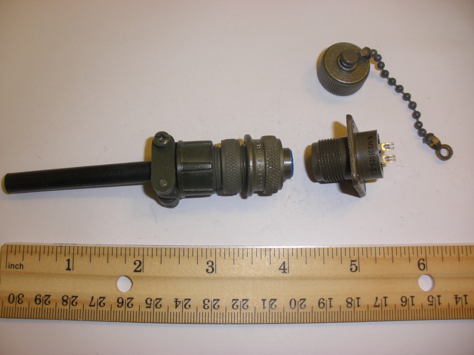 NEW – MS3106A 10SL-4S (SR) with Bushing and MS3102A 10SL-4P w/Cap – 2 Pin Pair