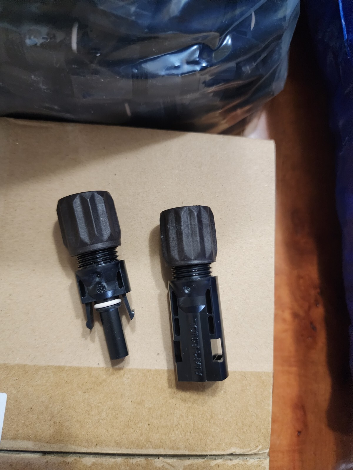 Lot Of 10 Pairs H4 Amphenol H4cfc4d And H4CMC4D SOLAR CONNECTORS 4/6mm2