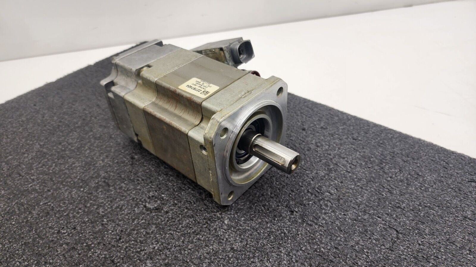 Siemens 1FK7042-5AF21-1UA0 Brushless AC Servo Motor SIMOTICS S 0.82kw