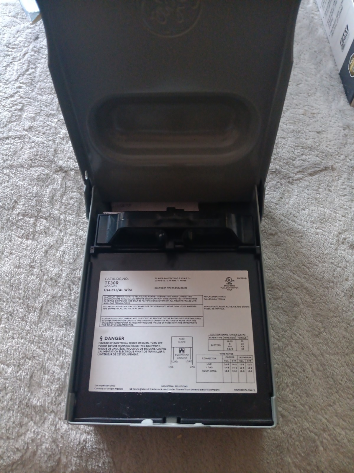 GE TF30RCP 240V 30A AC Disconnect Safety Switch – Gray