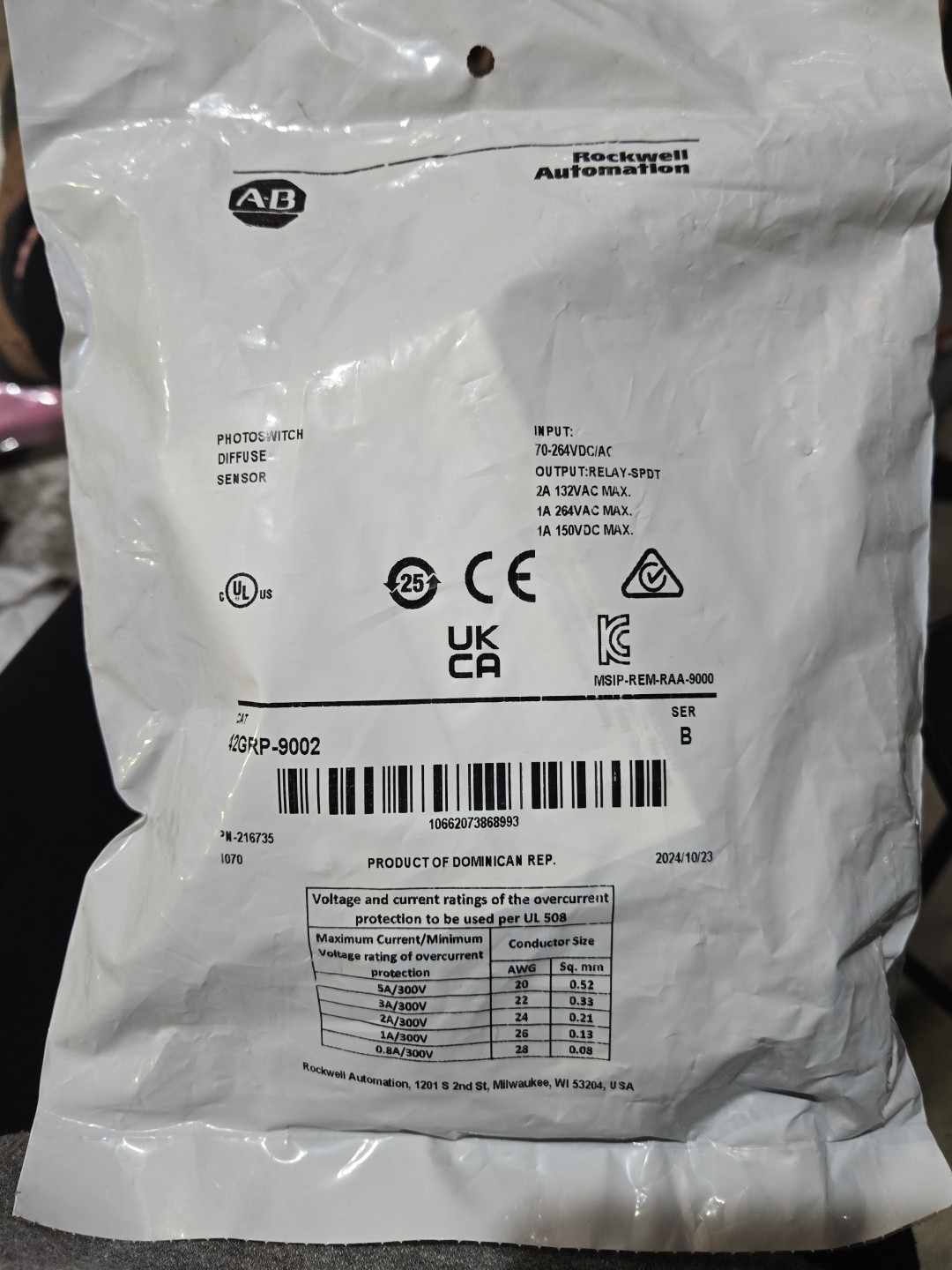 Allen-Bradley 42GRP-9002 photoelectric diffuse-type sensor