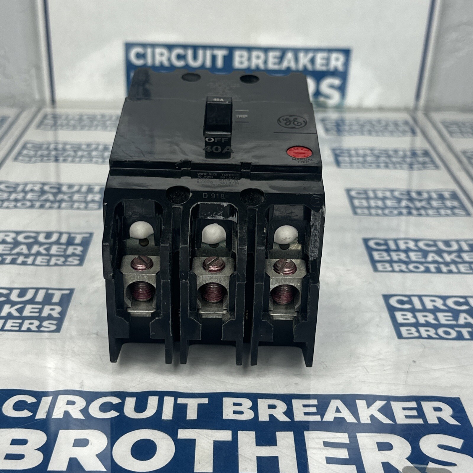 GE TEY340 40 Amp 480/277 Vac 3 Pole Circuit Breaker (Chipped)