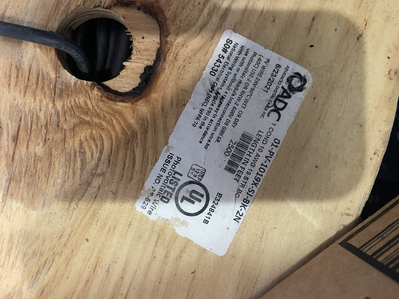 SOLAR PV-PVX 1019X-SJ-BK-2N WIRE 10 AWG (19/STRANDED) 2500FT Red Or BLACK 2kv