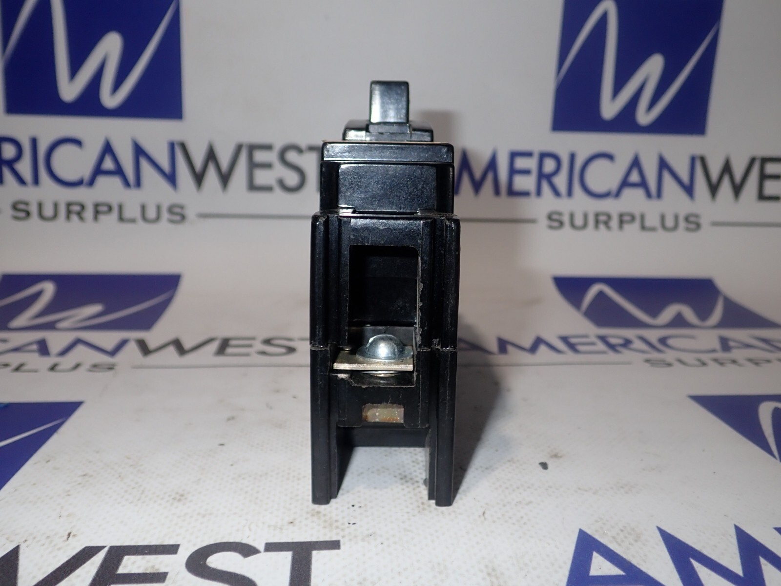 General Electric GE TE111015WL 1 pole 15 amp 125V AC or DC E100 Breaker -TESTED
