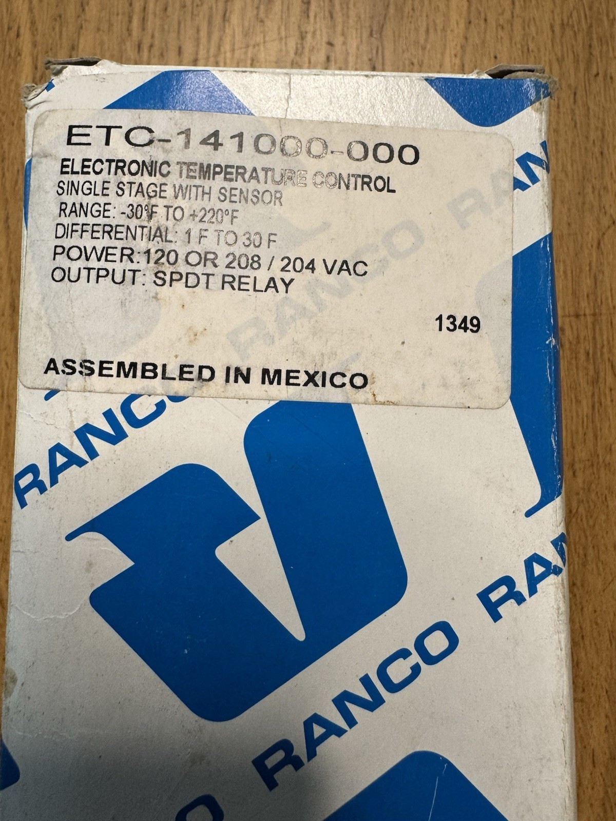Ranco ETC-141000-000 3ZP79 Electronic Temperature Controller 120/240VAC Open Box