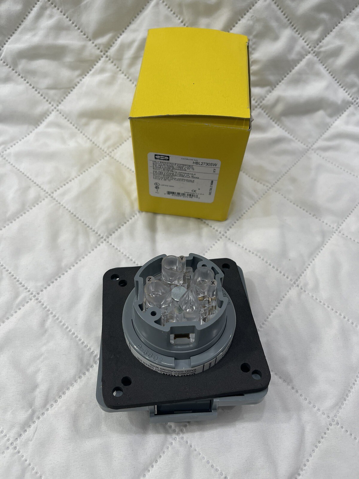 HUBBELL HBL2730SW HBL RECEPTACLE WATERTIGHT SAFETY 30 AMPS 480 VOLTS 3 POLE 4 WI