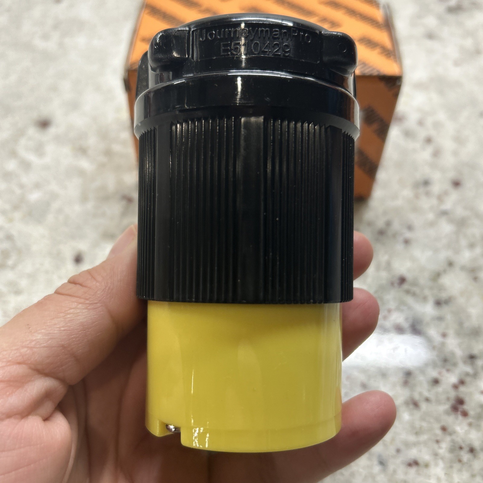 New Journeyman-Pro HJP-2713 30A Locking 3P 125/250V NEMA L14-30 Plug Blk/Yellow