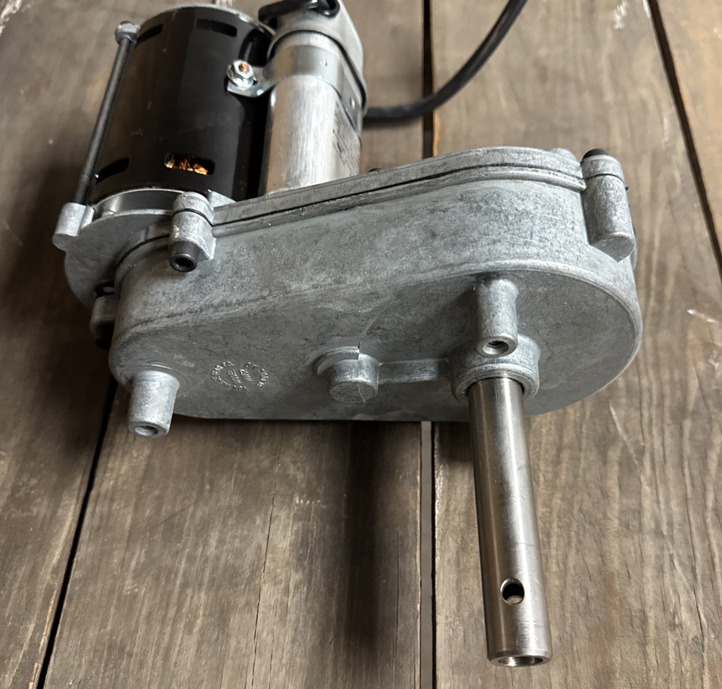Lancer Ice Shaver gear motor V04199AN62, 115V, 60Hz, 6.5 RPM, 1200 in-lb «NOS»