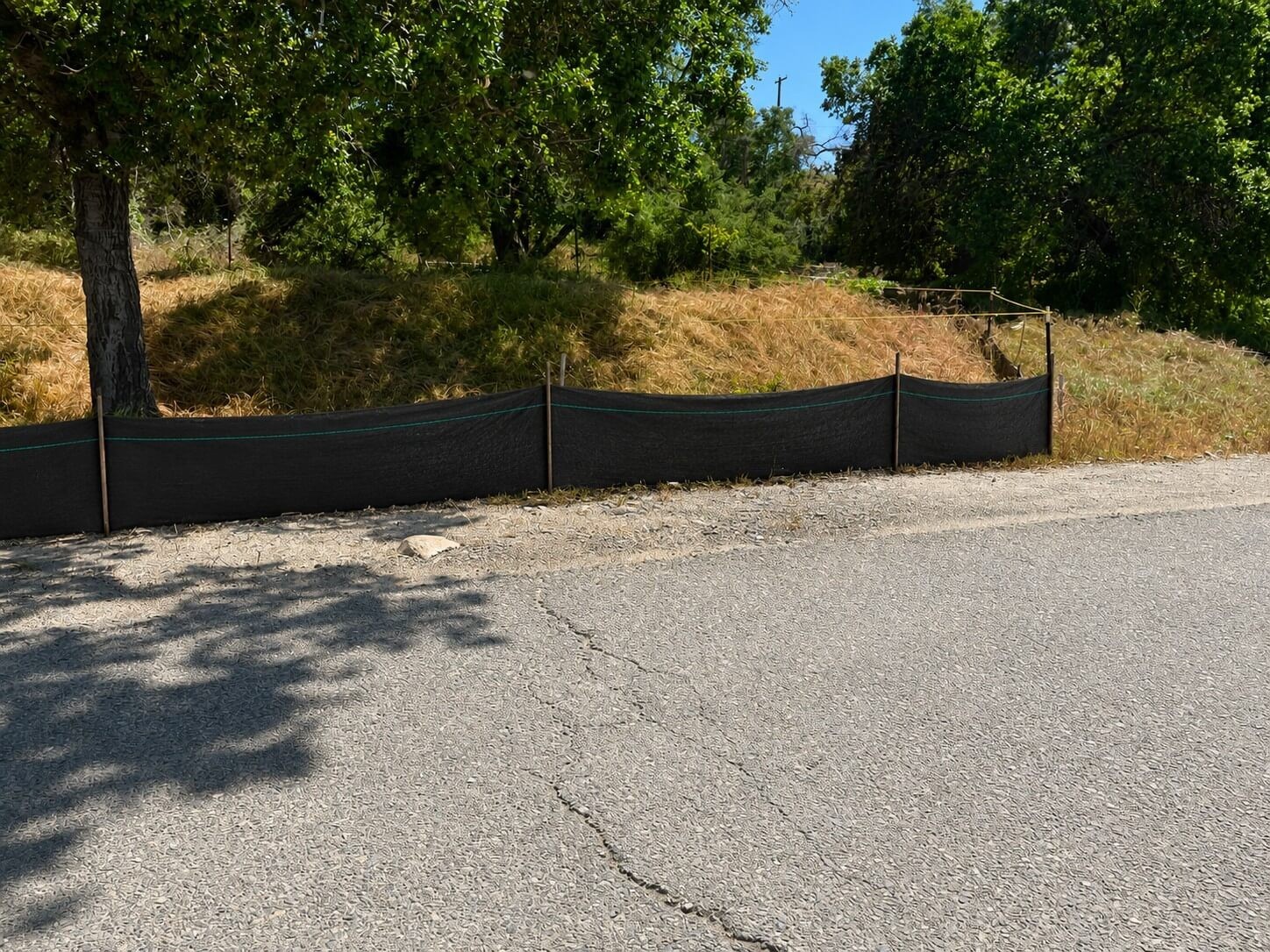 BULK 3′ x 100′ Non-Woven Geotextile Silt Fence Roll–4 oz Erosion Control Barrier