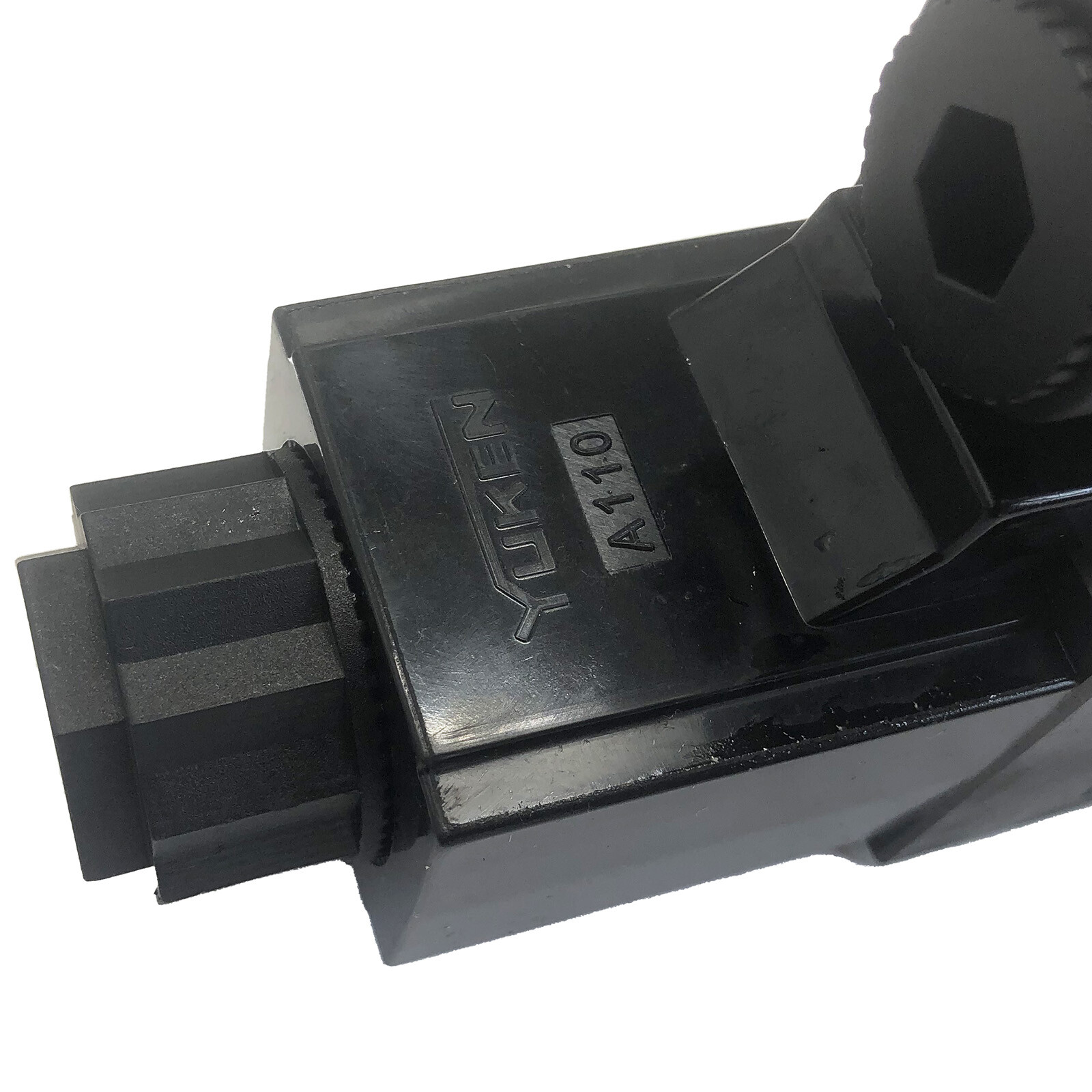 NEW Directional Control Valve For Yuken DSG-01-3C2-A100-50