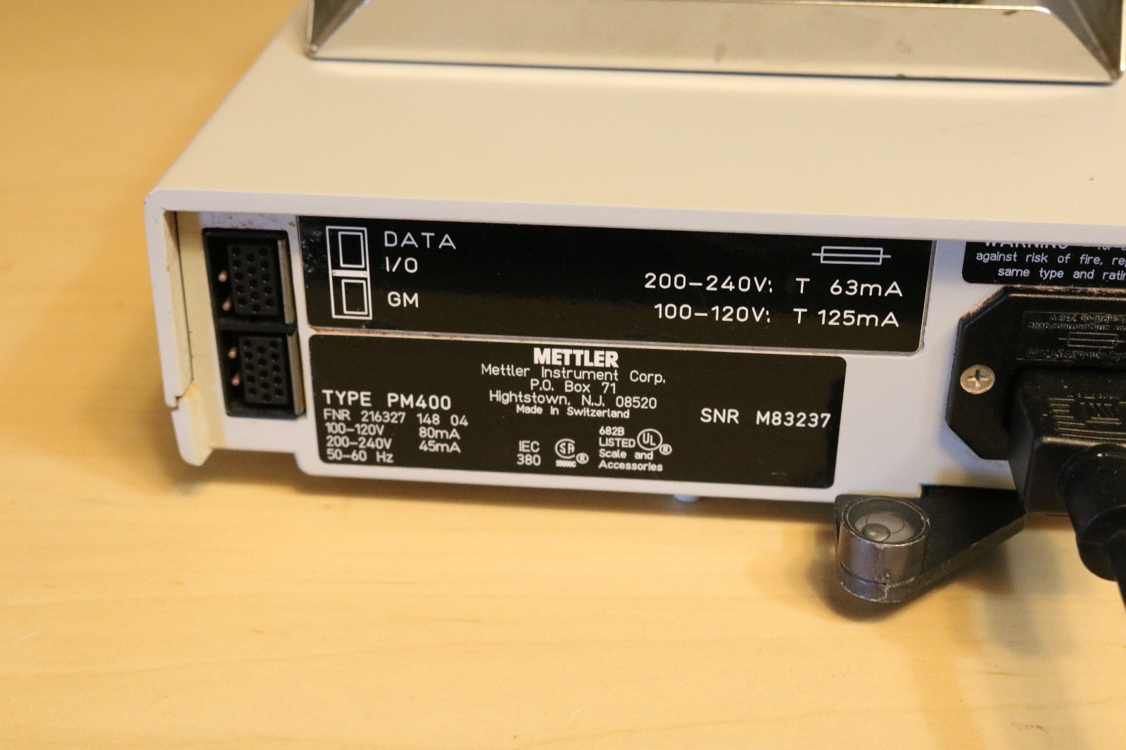 Mettler PM400 milligram balance .001g readability