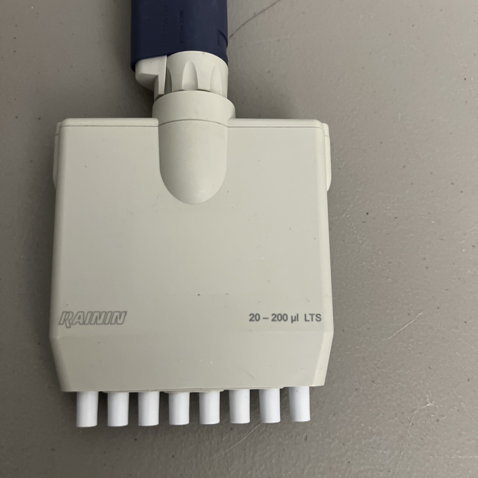 NICE Rainin Pipet-Lite 8 Channel Multichannel L200 20-200uL LTS Pipette