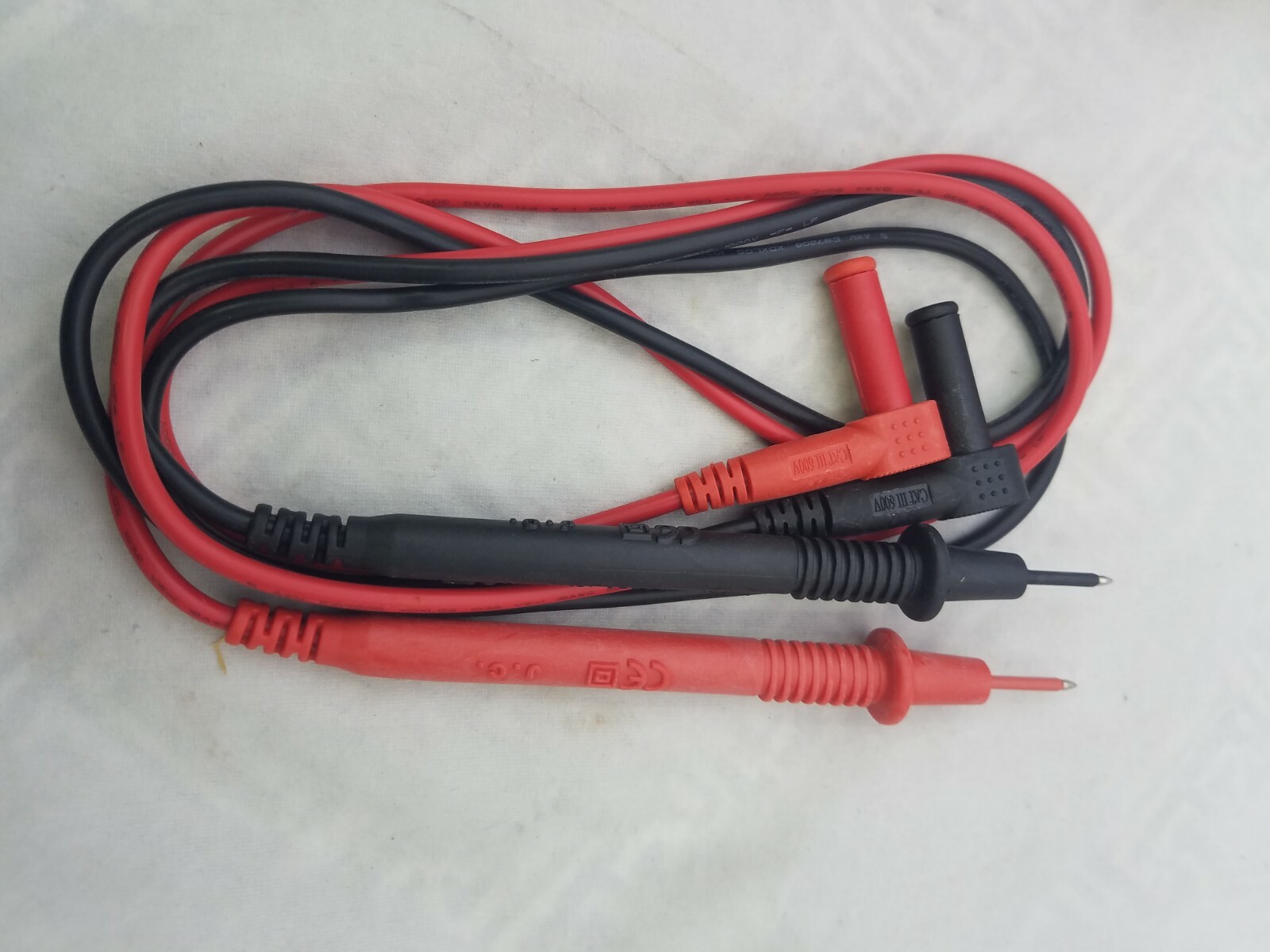 2(LOT) Test Leads CAT III, 1000V 10 Amp 18AWG WIRE. 36″ FOR MULTIMETERS, DVM