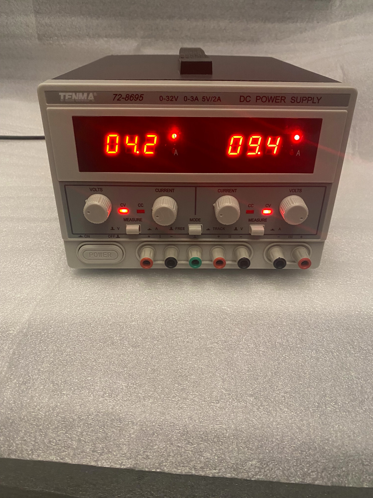 TENMA 72-8695 Power Supply 0-32V 0-3A 5V/2A Adjustable, Bench Top DC