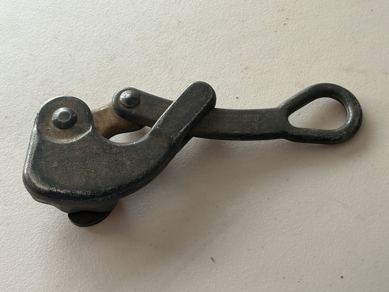 KLEIN TOOLS 1625-20 Cable Wire Puller 8000 Lb Max Load .75-.28