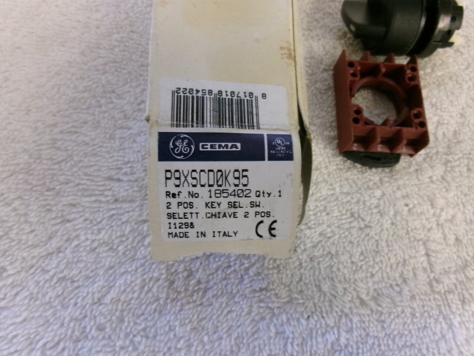 NIB GE CEMA 2 POS Key Selector Switch P9XSCD0K95