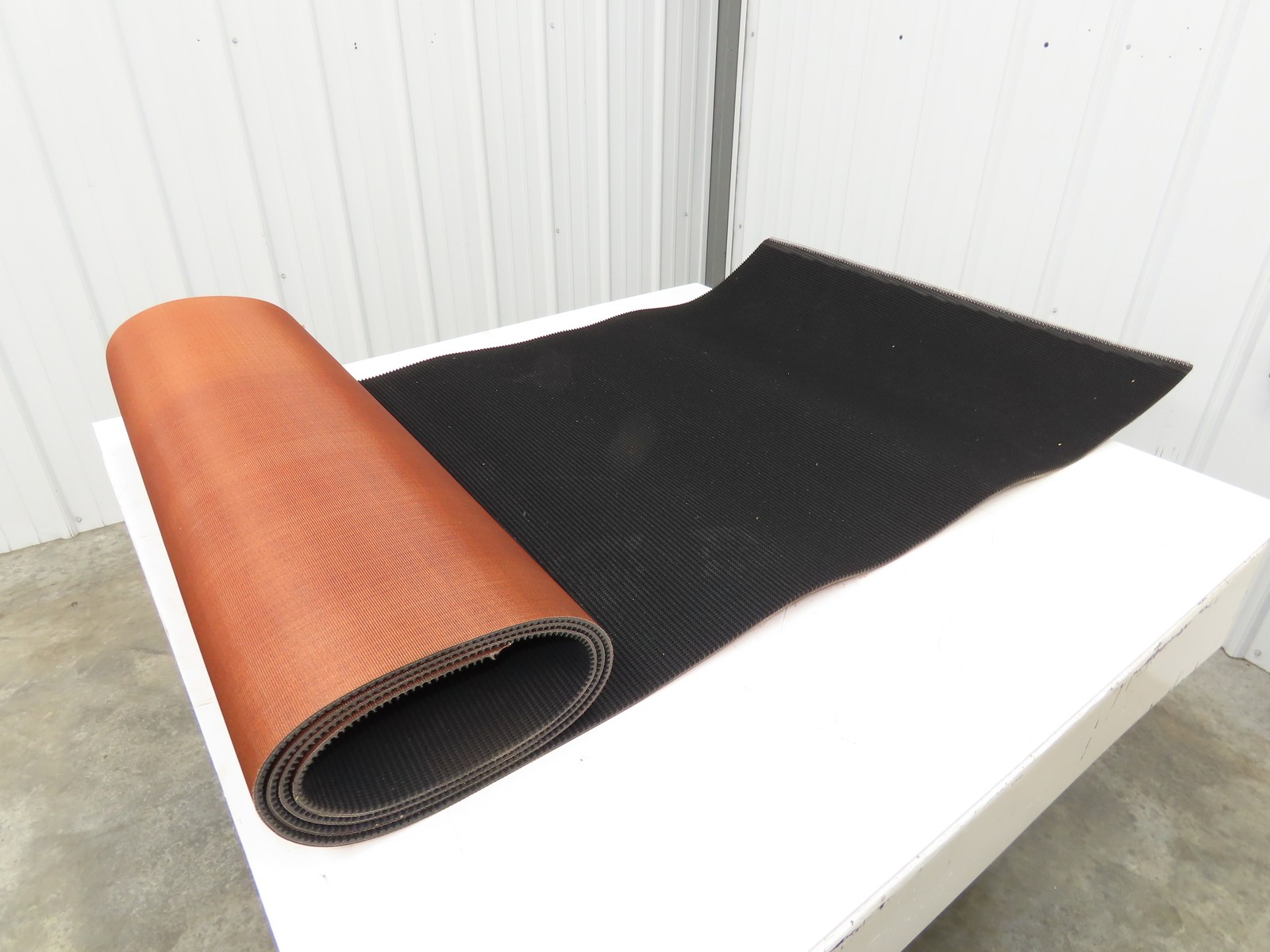 34″W x 12′ 4″ Grip-Top Incline Conveyor Belt Laced 2-Ply Black Rubber PHR2-160