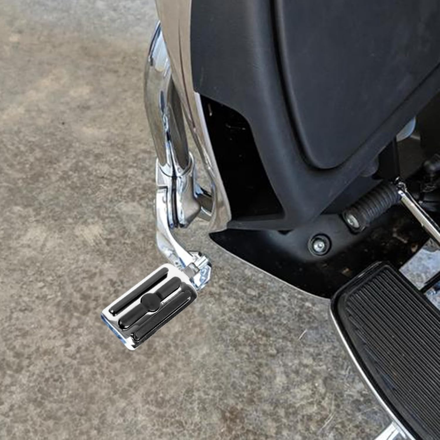 1.25″ Highway Foot Pegs Harley Touring Road King Street Glide Electra Glide Dyna