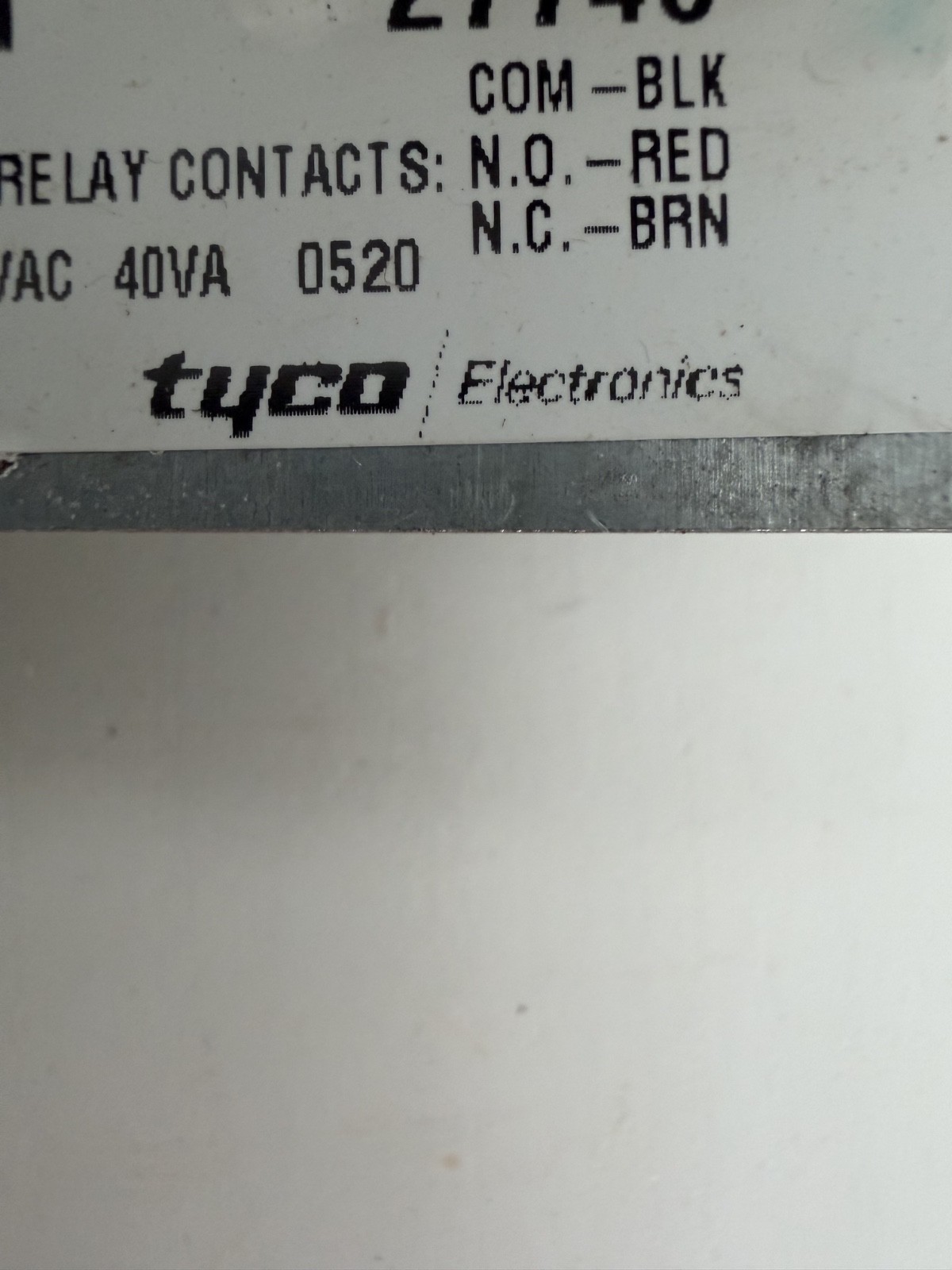HONEYWELL R8239 A 1052 TYCO TRADELINE FAN CENTER NEW