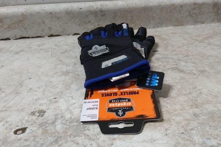 Proflex by Ergodyne 818WP 6 Pairs Size Medium Black/Blue Utility Gloves