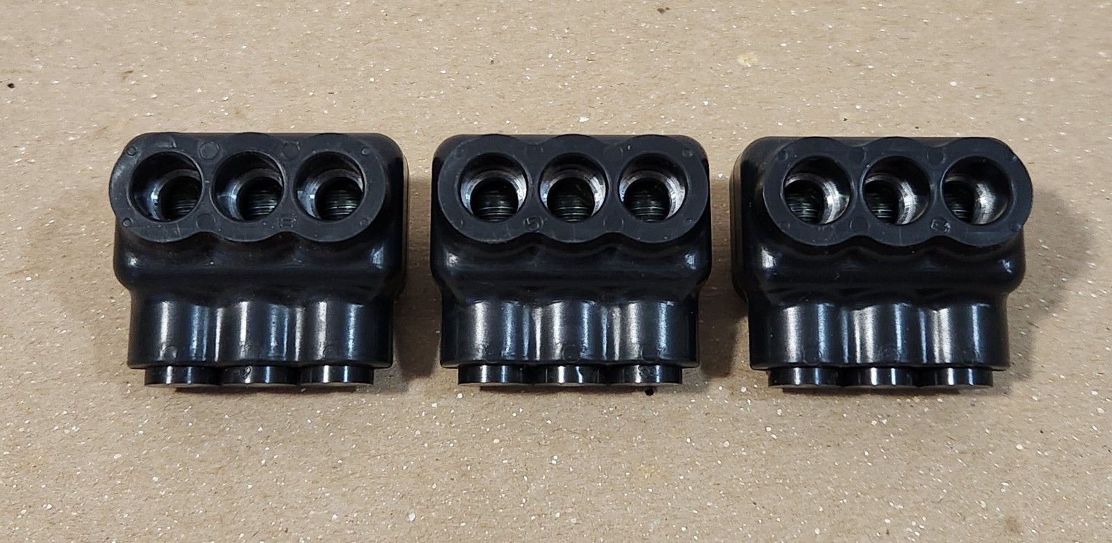 Lot of 3 Polaris IPL4-3 Connector #4 to 14 AWG CU9AL 600V Max