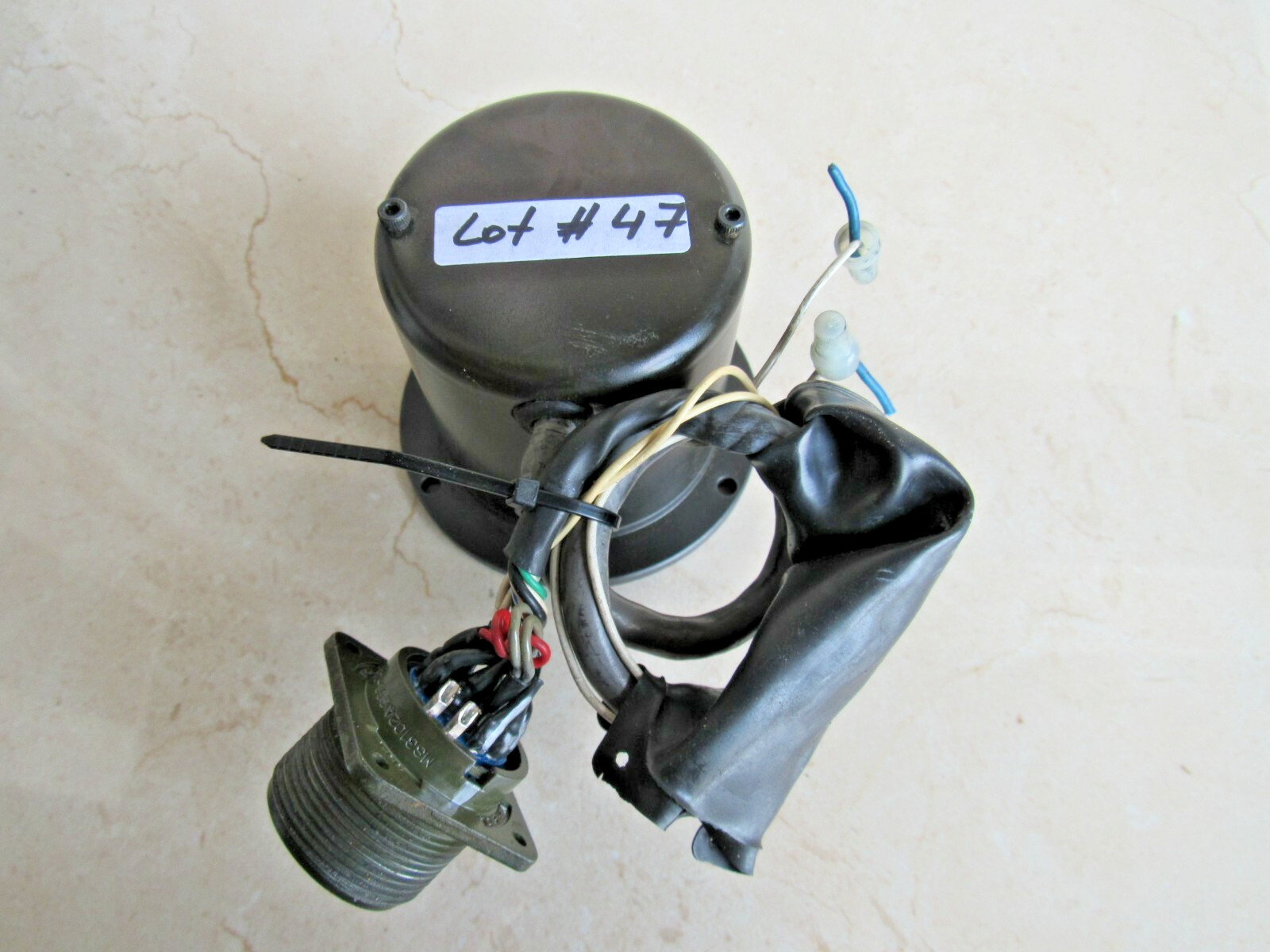 Fanuc A860-0300-T002 2500P LOT # 47 Listed by Mike