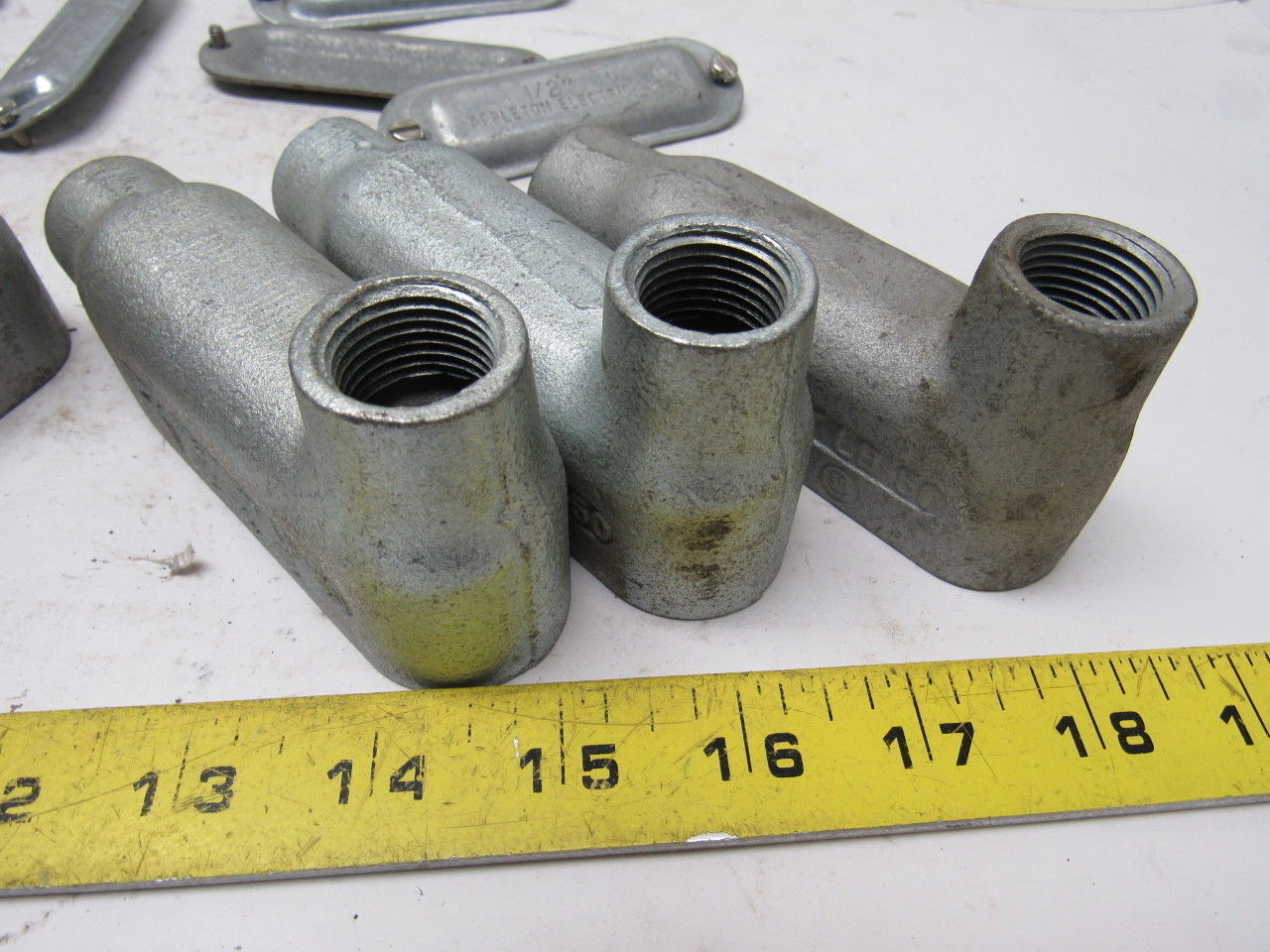 Gedney LB-50 Cast Malleable Iron Threaded Conduit Body Lot Of 6