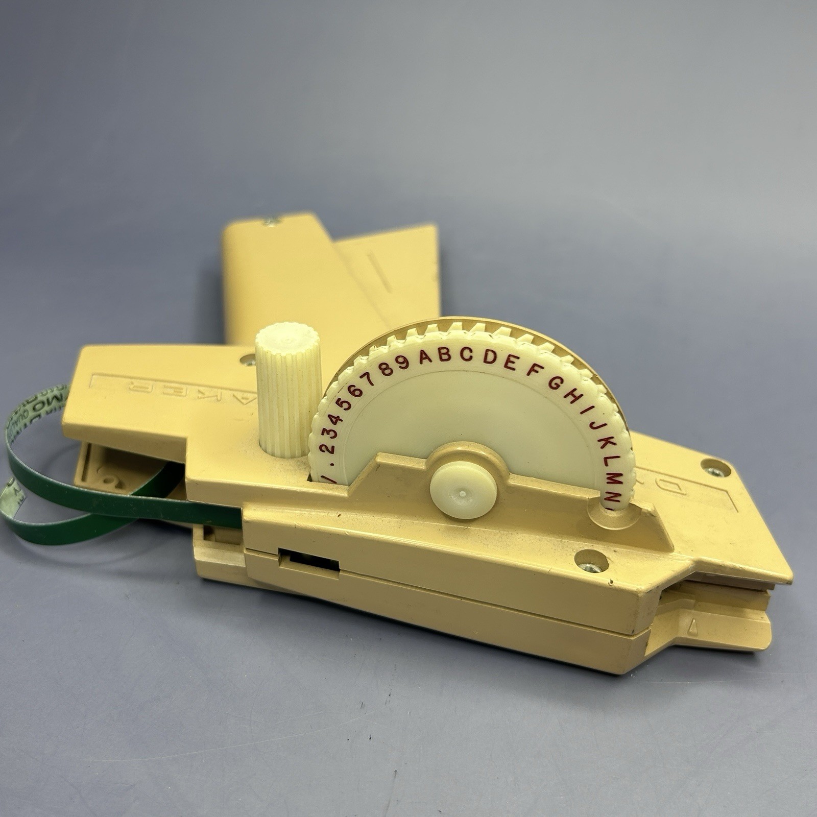 Vintage DYMO Label Maker Beige Works