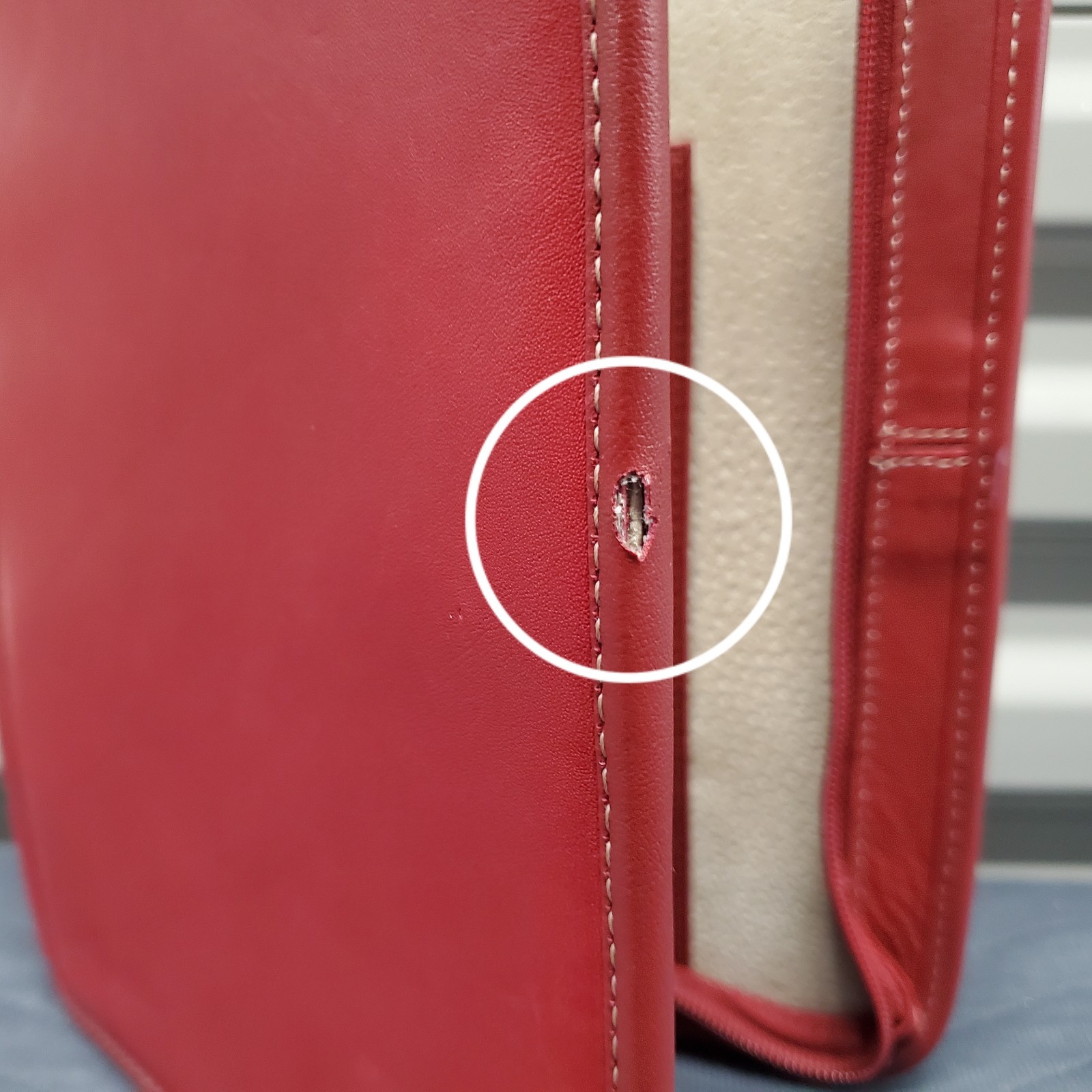 ​VTG Franklin Covey 7 Ring Leather Planner Organizer Zip Up Cranberry Red 11″x8″
