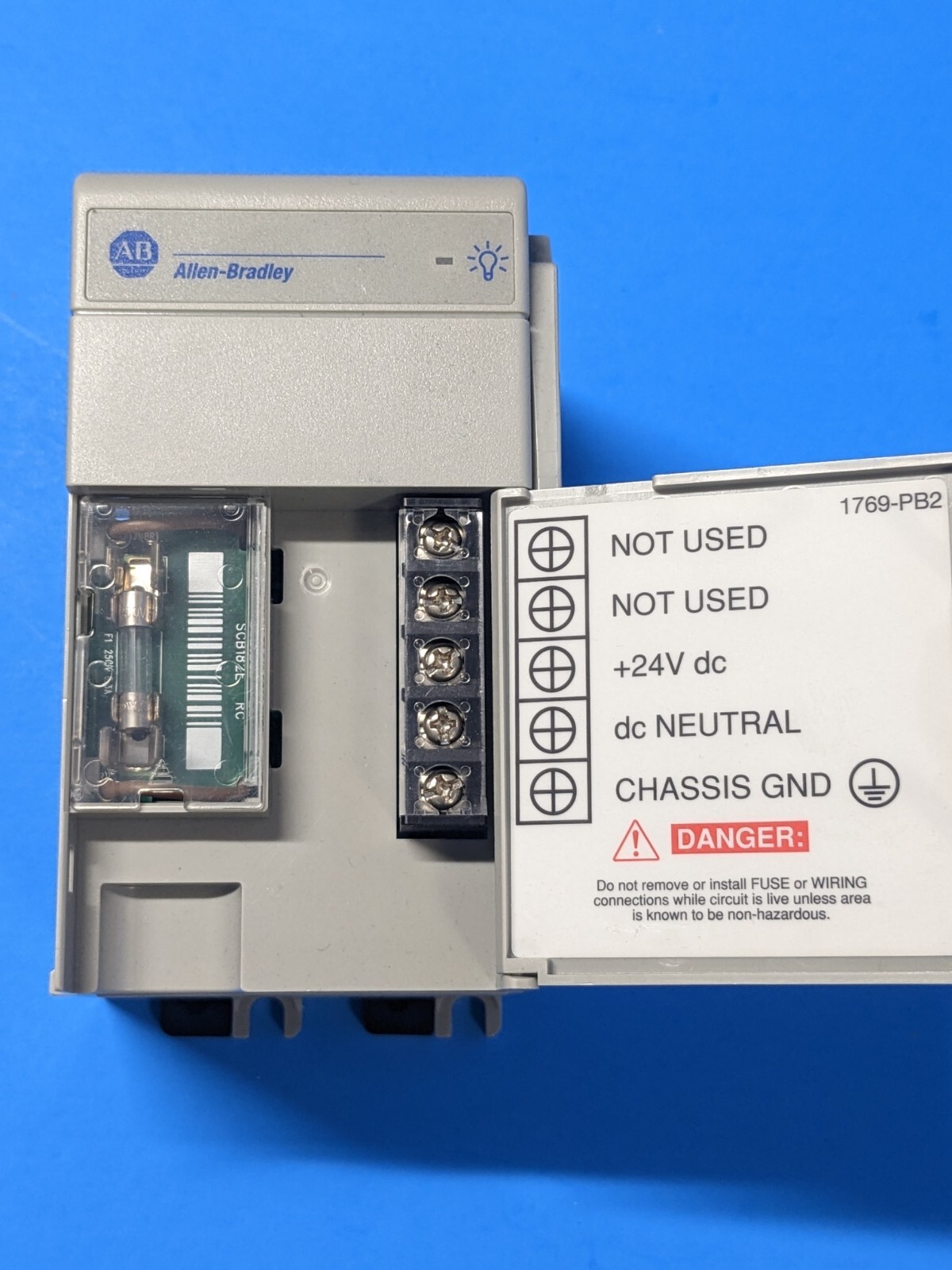 1769-PB2 Allen Bradley Micrologix Compact I/O Power Supply