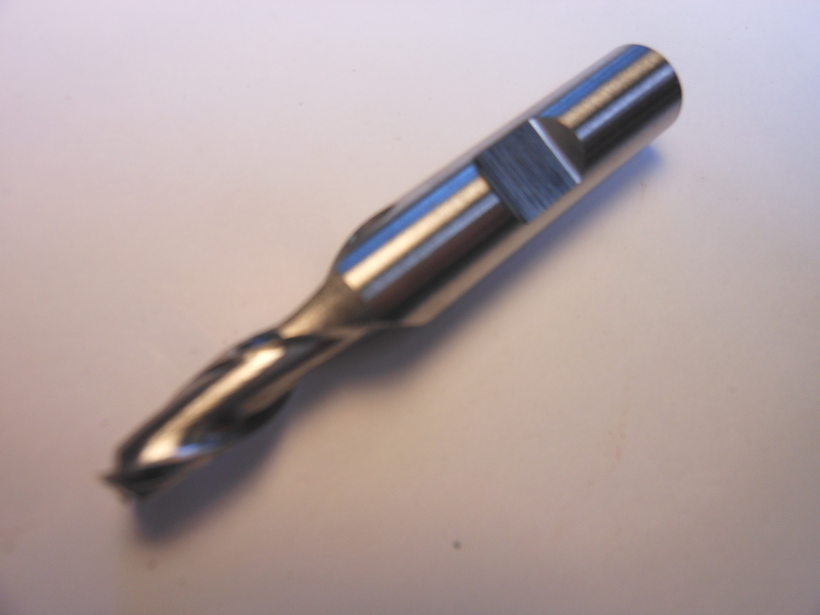 NIAGARA Double Square End Mill 0.2362″ HSS 2FL 3/8″ x 1/2″ x 2-5/16″