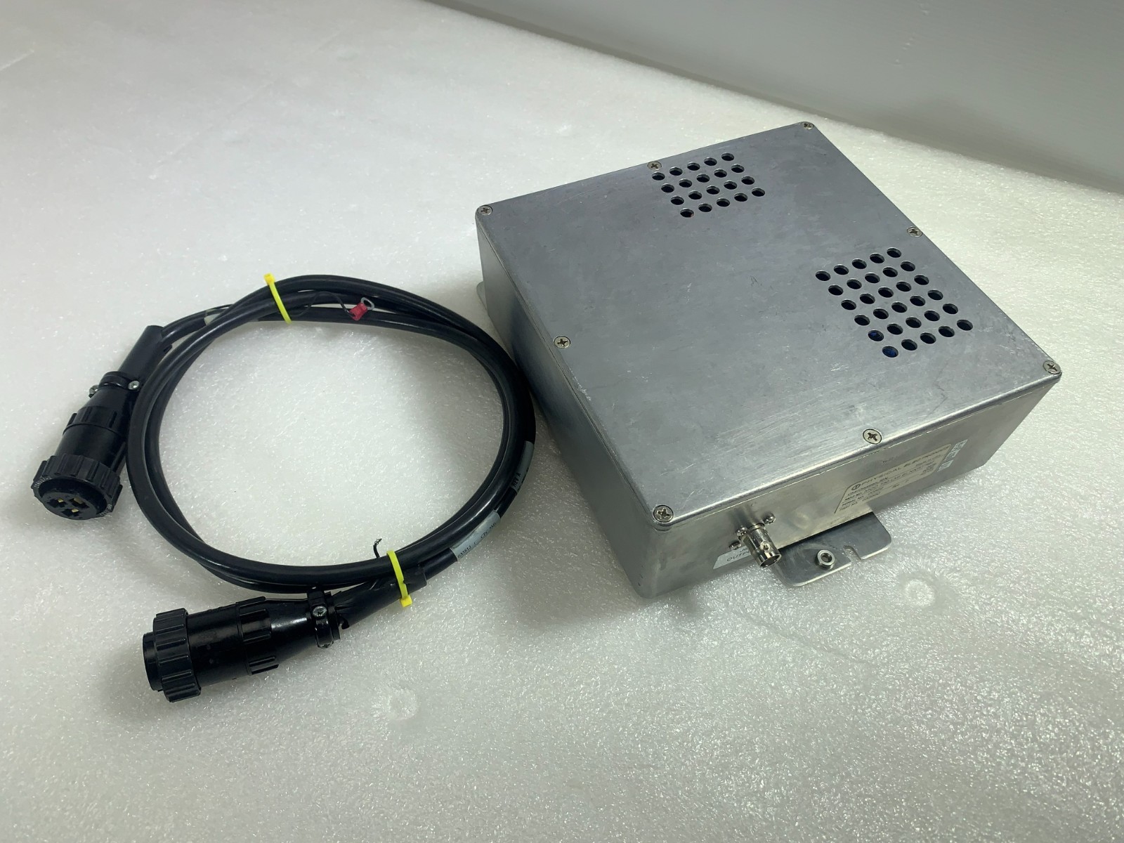 Physical Electronics (PHI) MOD 730 LMI BLNKRTR97 ,P/N: 633550 Rev-F & Cable