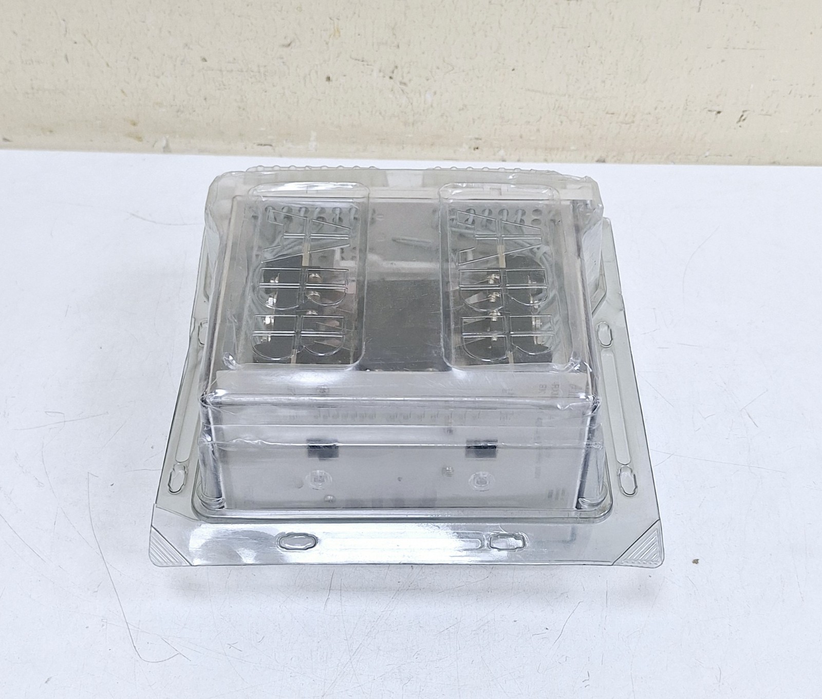 ABB RXMVB 4 / RK 251 401-AN Bistable Relay 110VAC 50-60Hz 380V