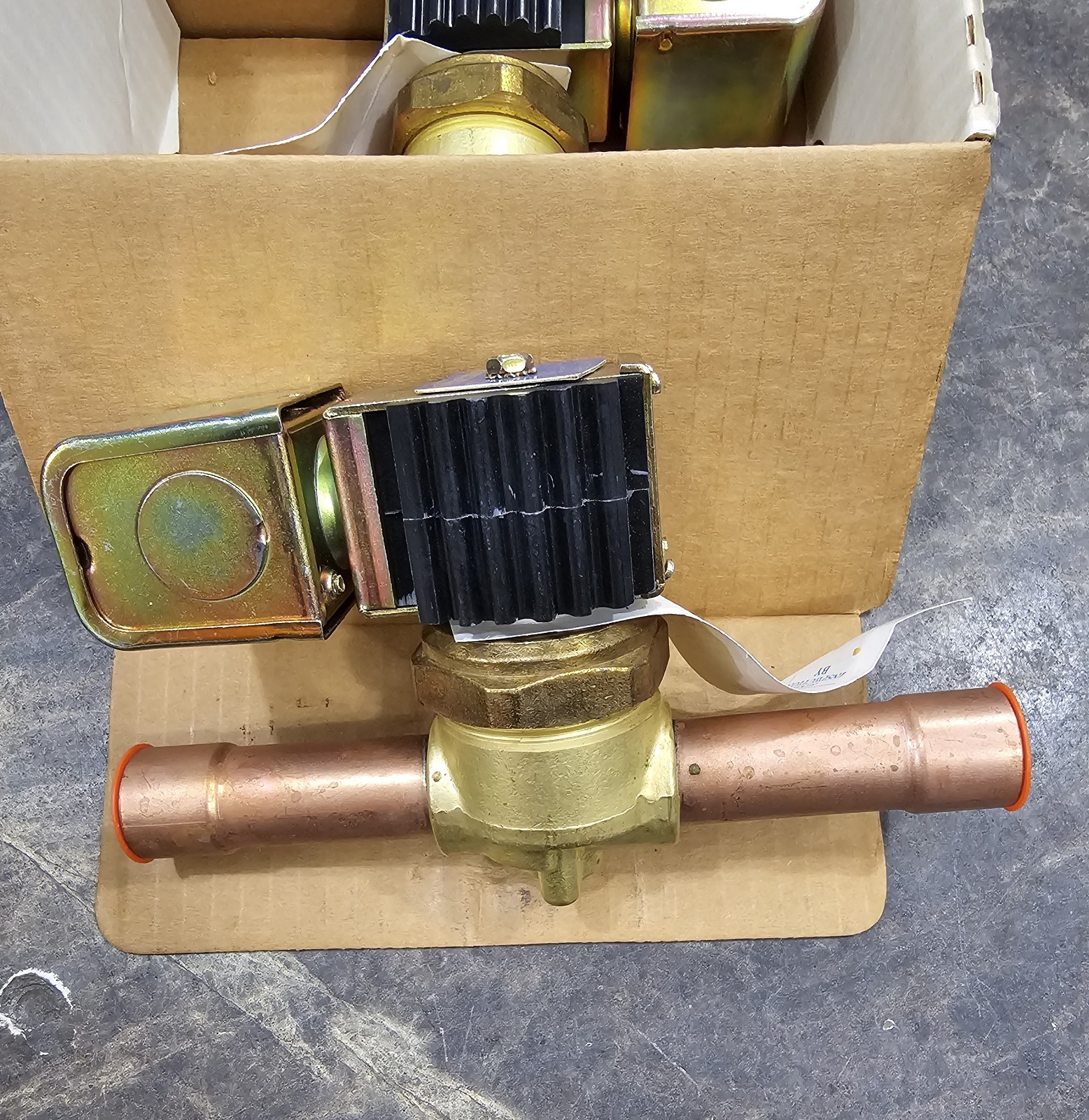 Sporlan E19S270 – Refrigerant Solenoid Valve – New – Coil Included – Solder