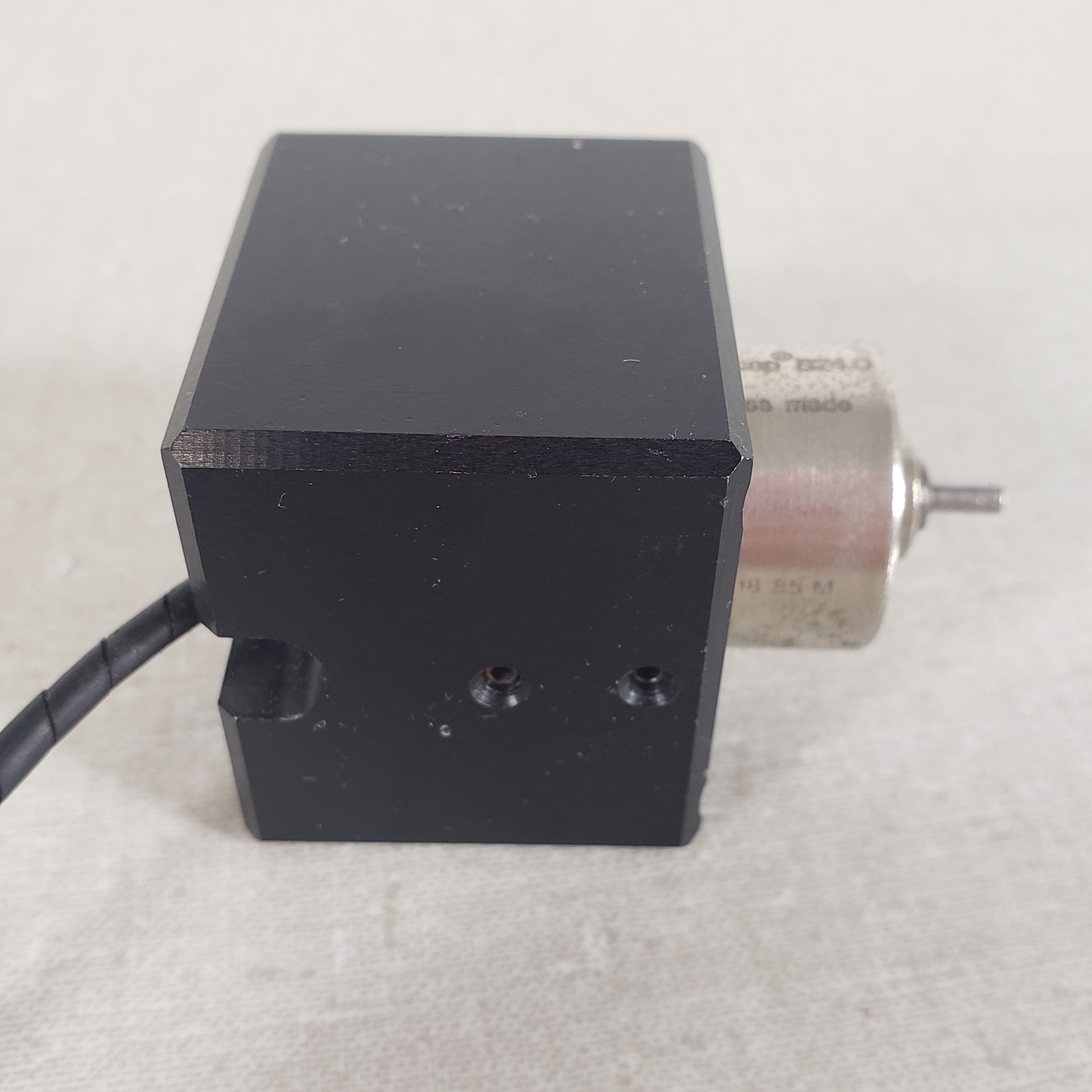 ESCAP B24.0 Swiss Made Precision DC Gearmotor Assembly with Mounting Bracket