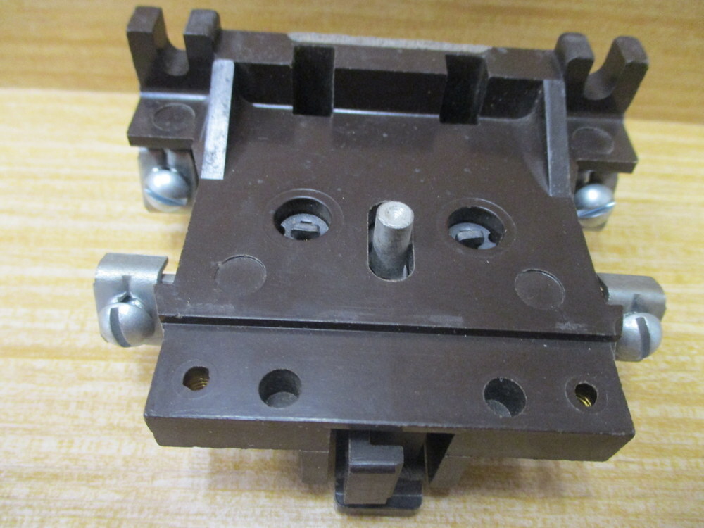 Cutler Hammer 10-1318 Auxiliary Contact