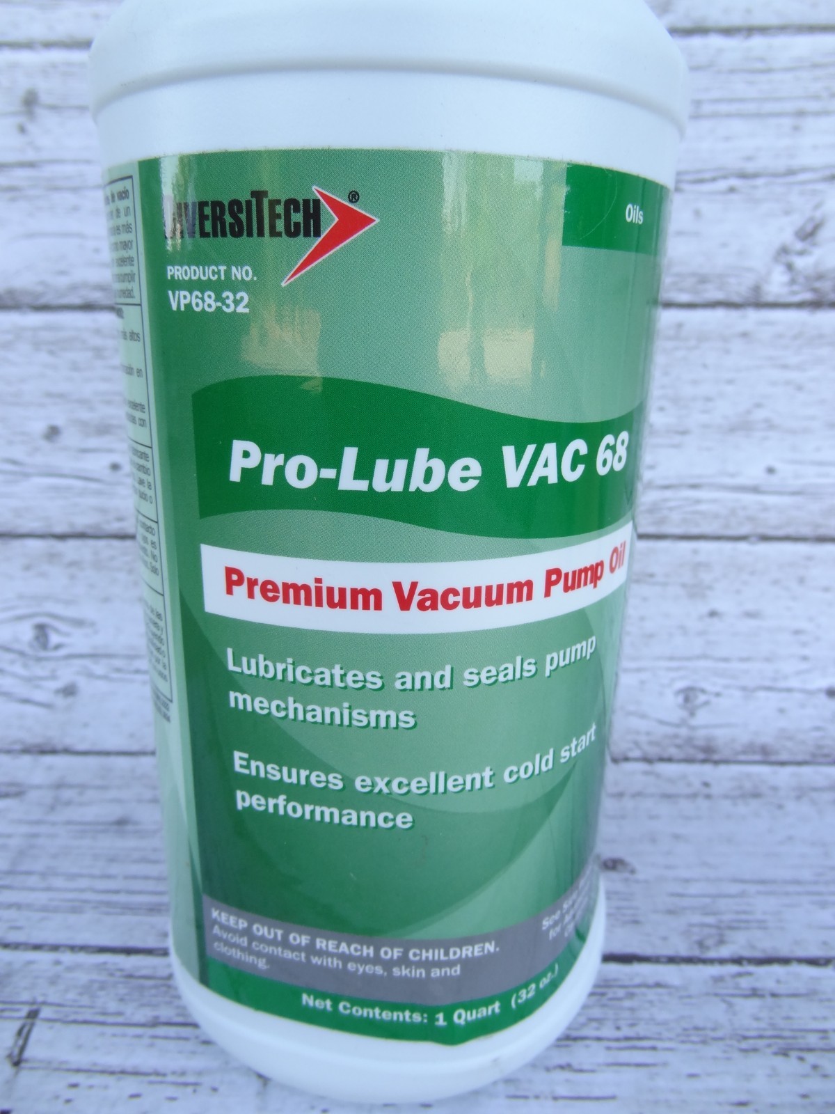 DiversiTech VP68-32 Pro-Lube VAC 68 Premium Vacuum Pump Oil 32 fl oz